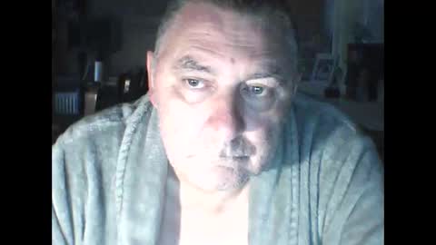 Snapshot of edje59a chatting on October 14, 2025, 6:58 am Eddy online show from October 14, 2025, 6:58 am