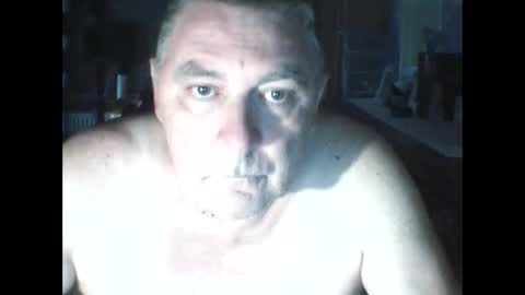 Snapshot of edje59a chatting on October 21, 2025, 6:58 am Eddy online show from October 21, 2025, 6:58 am