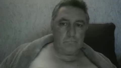 Snapshot of edje59a chatting on November 18, 2025, 12:16 am Eddy online show from November 18, 2025, 12:16 am