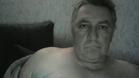 Snapshot of edje59a chatting on November 22, 2025, 1:26 am Eddy online show from November 22, 2025, 1:26 am