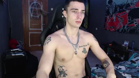 Eduar online show from November 1, 2025, 9:33 am