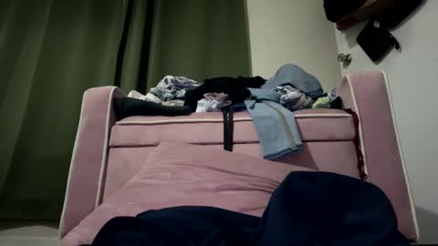 edward2736 online show from October 2, 2025, 11:34 pm