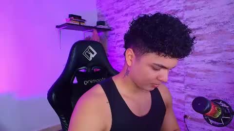 Snapshot of edward__clarck chatting on July 14, 2026, 4:06 am EDWARD CLARCK online show from July 14, 2026, 4:06 am