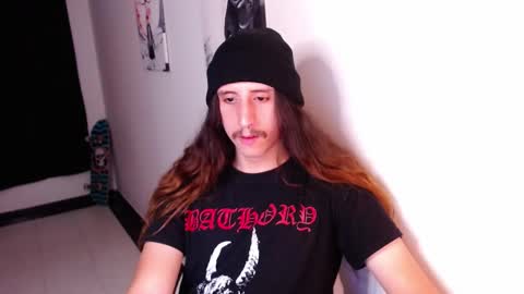 Snapshot of edward_chann chatting on January 4, 2025, 2:14 am edward_chann online show from January 4, 2025, 2:14 am