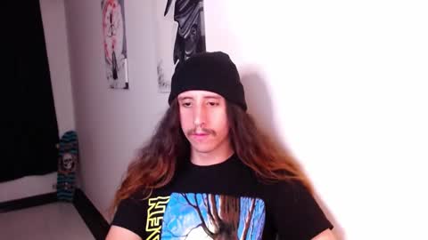 Snapshot of edward_chann chatting on January 8, 2025, 7:13 am edward_chann online show from January 8, 2025, 7:13 am