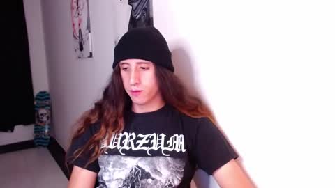 Snapshot of edward_chann chatting on January 20, 2025, 2:22 am edward_chann online show from January 20, 2025, 2:22 am