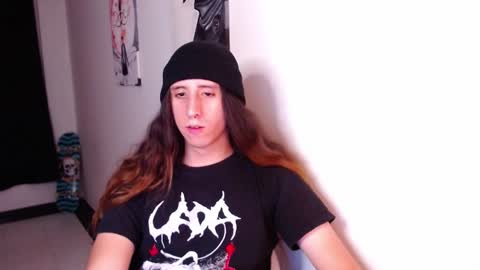 Snapshot of edward_chann chatting on January 22, 2025, 5:16 am edward_chann online show from January 22, 2025, 5:16 am