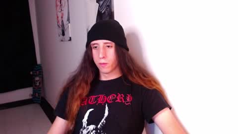 Snapshot of edward_chann chatting on January 27, 2025, 5:47 am edward_chann online show from January 27, 2025, 5:47 am