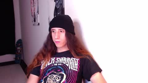 Snapshot of edward_chann chatting on February 5, 2025, 2:19 am edward_chann online show from February 5, 2025, 2:19 am