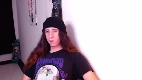 Snapshot of edward_chann chatting on February 6, 2025, 10:43 pm edward_chann online show from February 6, 2025, 10:43 pm