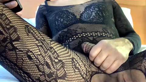 Edwardjojo22 online show from April 7, 2026, 10:42 pm