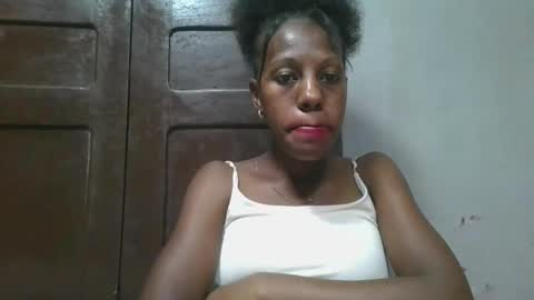 Snapshot of edwige770943 chatting on May 18, 2026, 4:07 am edwige770943 online show from May 18, 2026, 4:07 am