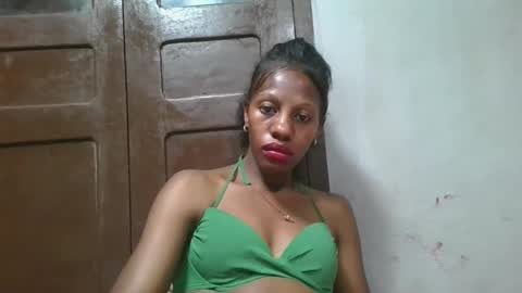 Snapshot of edwige770943 chatting on May 20, 2026, 6:14 pm edwige770943 online show from May 20, 2026, 6:14 pm