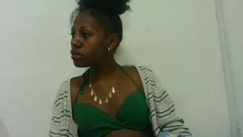 Snapshot of edwige770943 chatting on June 11, 2026, 5:16 am edwige770943 online show from June 11, 2026, 5:16 am