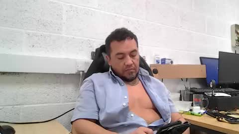 Snapshot of edwill13 chatting on March 20, 2026, 11:48 am EdM online show from March 20, 2026, 11:48 am