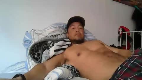 Snapshot of edwill13 chatting on April 5, 2026, 7:49 am EdM online show from April 5, 2026, 7:49 am