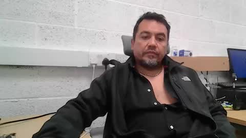 Snapshot of edwill13 chatting on April 16, 2026, 11:44 am EdM online show from April 16, 2026, 11:44 am