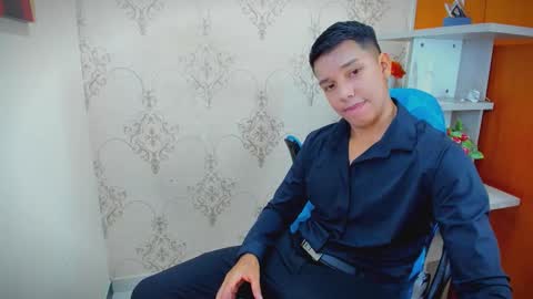 edwin blaz. online show from October 24, 2025, 9:22 pm