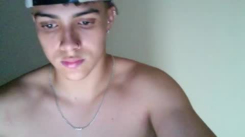 edwisalvatore online show from December 7, 2024, 3:04 am