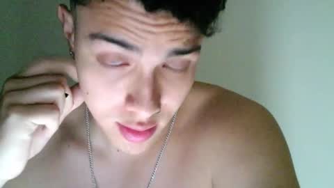 edwisalvatore online show from December 7, 2024, 11:12 pm