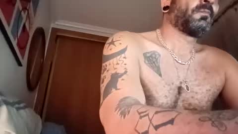 Snapshot of eemmee708927 chatting on October 10, 2025, 8:08 pm eemmee708927 online show from October 10, 2025, 8:08 pm