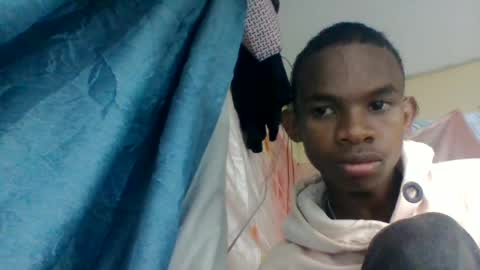 eericca online show from June 27, 2026, 7:08 pm