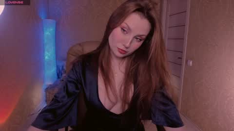 eesmaaarr online show from January 11, 2025, 8:54 pm