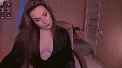 eesmaaarr online show from October 27, 2025, 11:20 pm