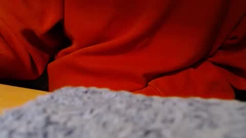 eeyoreeeyore online show from November 12, 2025, 12:44 am