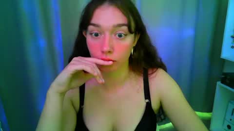 effie_balconii online show from June 21, 2026, 2:41 pm