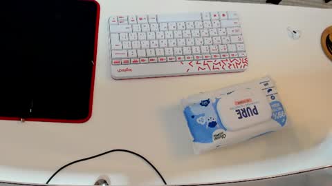 Snapshot of effiemur chatting on June 8, 2026, 8:42 pm Effie Mur online show from June 8, 2026, 8:42 pm