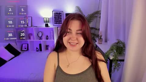 Effy online show from November 4, 2025, 1:43 pm