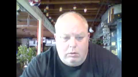 Snapshot of efriff chatting on May 16, 2026, 7:45 pm efriff online show from May 16, 2026, 7:45 pm