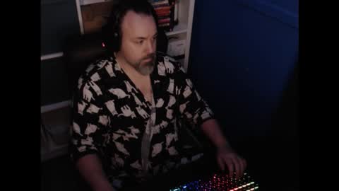 Eh Mac online show from January 11, 2026, 1:05 pm