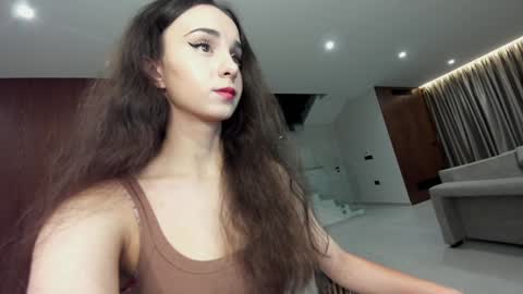 Snapshot of ehotlovea chatting on December 16, 2025, 2:49 am Erik and Alice online show from December 16, 2025, 2:49 am