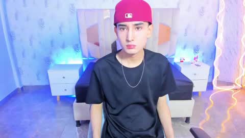 eidan_tay online show from May 15, 2026, 12:34 pm