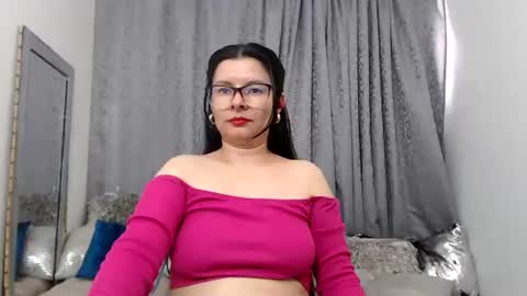 Snapshot of eileenqueen23 chatting on June 27, 2026, 9:09 pm Eileen online show from June 27, 2026, 9:09 pm
