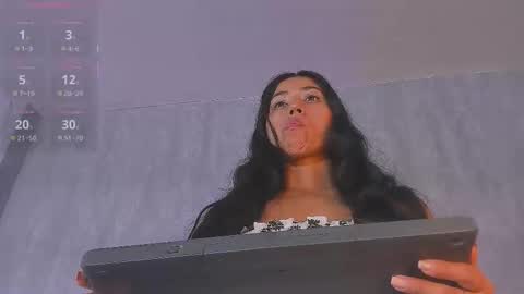 Eilyn online show from September 14, 2025, 3:55 pm