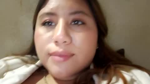 EIMY   MODEL INDEPENDENT online show from December 25, 2024, 2:14 am