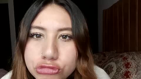 EIMY   MODEL INDEPENDENT online show from January 31, 2025, 5:30 am