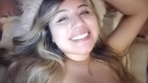 EIMY   MODEL INDEPENDENT online show from March 1, 2026, 9:11 am