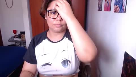 Snapshot of eimy_saenzz chatting on November 13, 2025, 6:29 pm eimy_saenzz online show from November 13, 2025, 6:29 pm