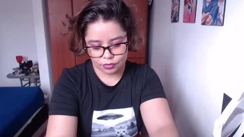 Snapshot of eimy_saenzz chatting on November 26, 2025, 8:32 pm eimy_saenzz online show from November 26, 2025, 8:32 pm