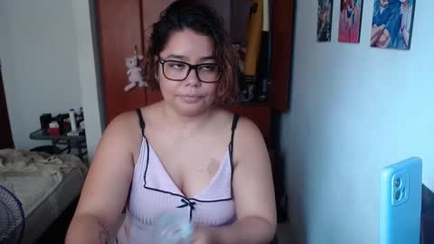 eimy_saenzz online show from January 5, 2026, 6:11 pm