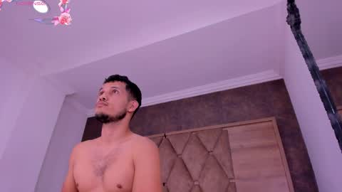 YG COUPLE online show from February 3, 2026, 2:53 am