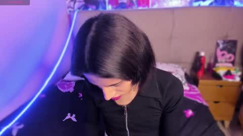 Eimyflorian online show from November 13, 2025, 12:15 pm