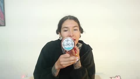 Carla online show from January 5, 2025, 6:56 pm
