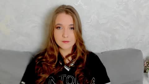 Snapshot of eirawise chatting on November 25, 2025, 10:48 am EiraWise online show from November 25, 2025, 10:48 am