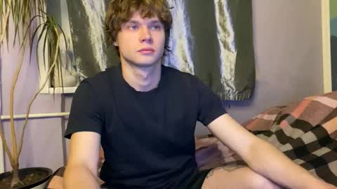 Eitan online show from November 23, 2025, 5:13 pm