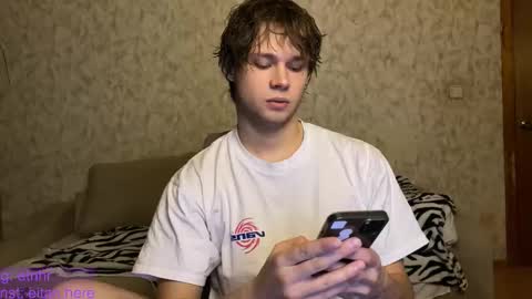 Eitan online show from December 5, 2025, 7:10 pm